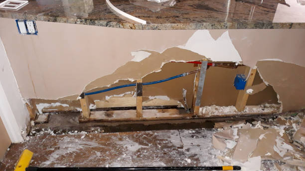 Best Water damage restoration specialists  in Mary Esther, FL